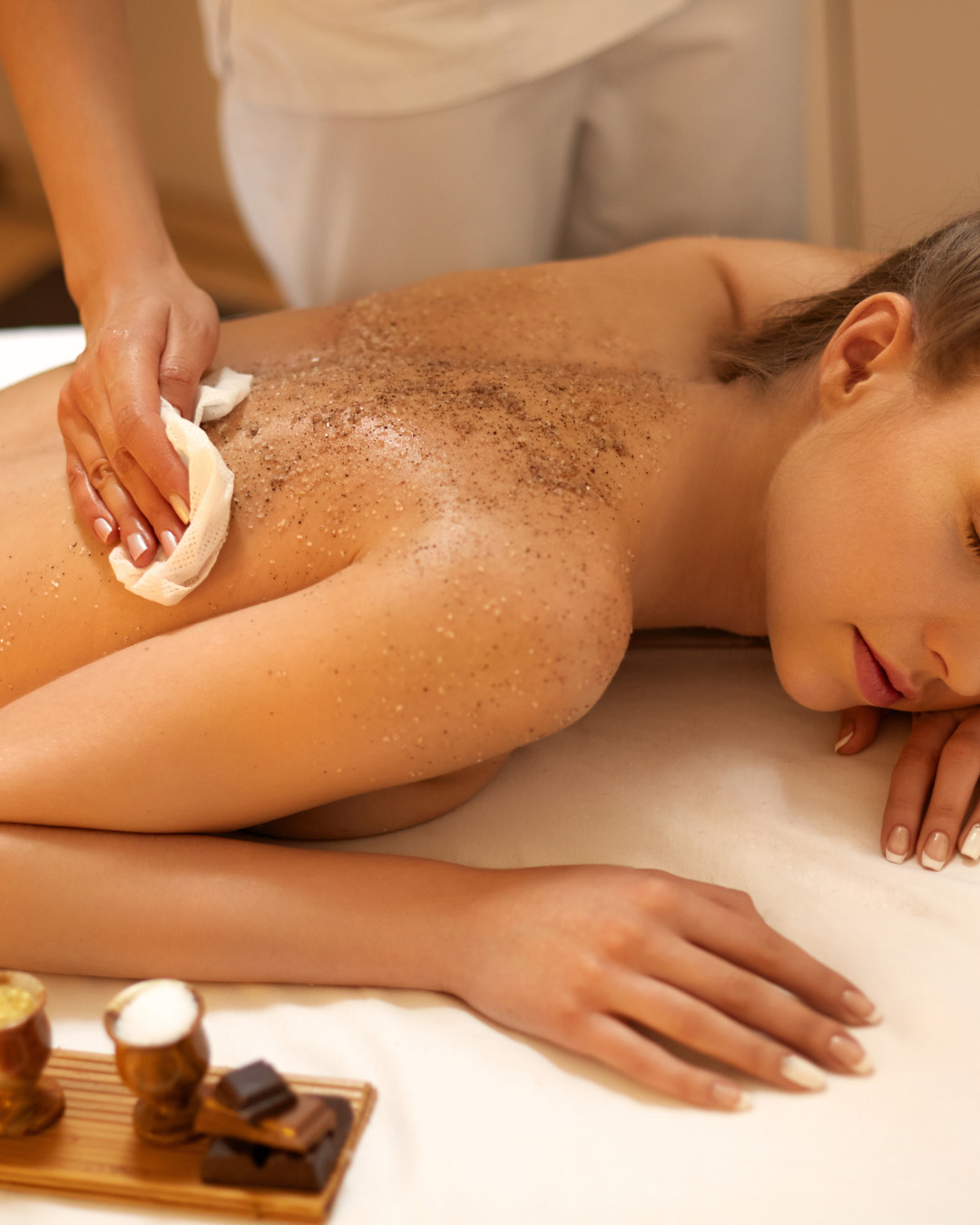 Body Detox massage behandeling in luxe sfeer